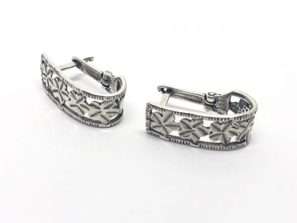 Sidabriniai auskarai