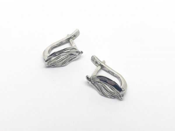 Sidabriniai auskarai