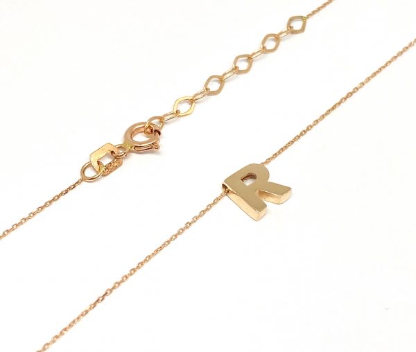 Auksinė grandinėlė su pakabuku "R"