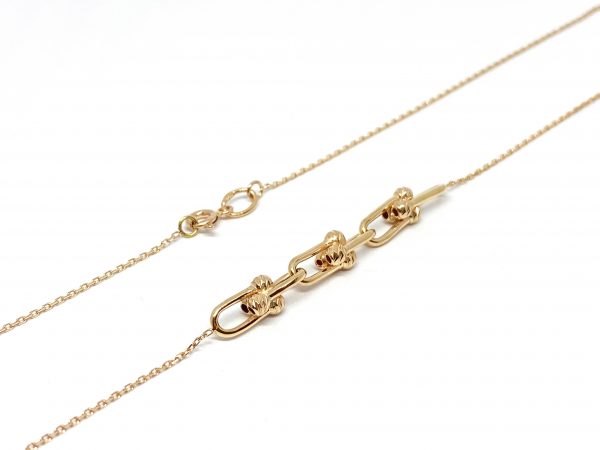 Auksinė grandinėlė su stilingu pakabuku 48 cm