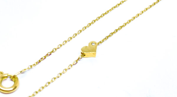 Auksinė grandinėlė su minimalistine širdele su 0,005 briliantu
